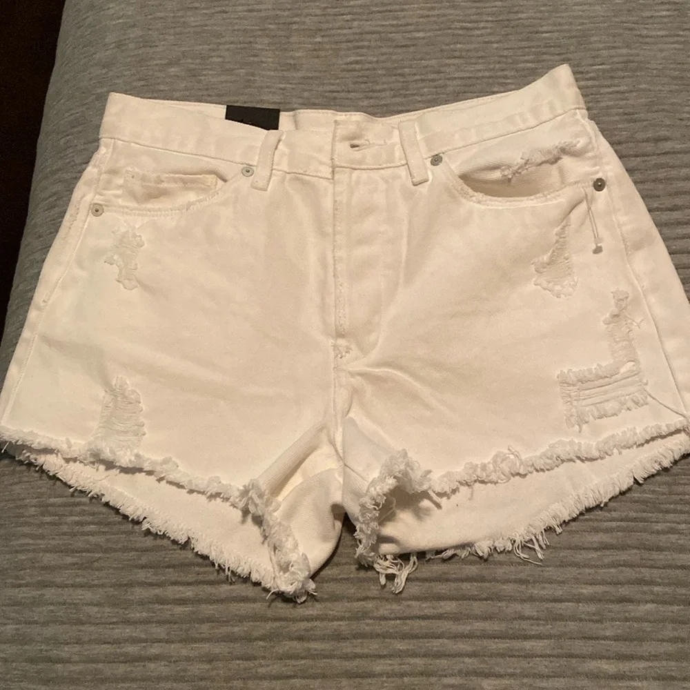 Blank NYC High Rise white distressed button fly jean shorts size 29